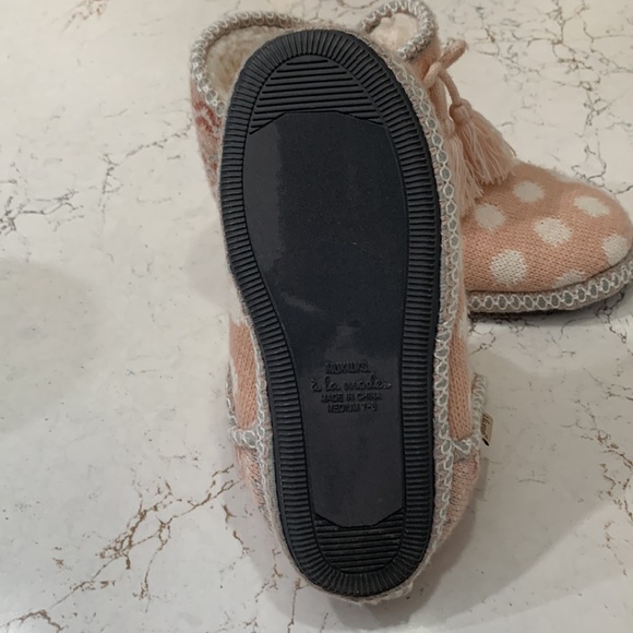 MukLuk A La Mode Slippers - Picture 3 of 3